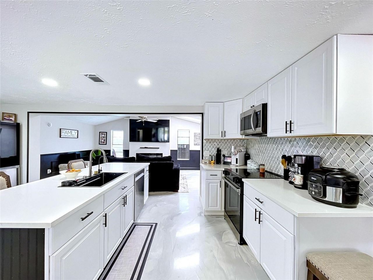 6950 Southwind Drive , Hudson, FL 34667 Photo