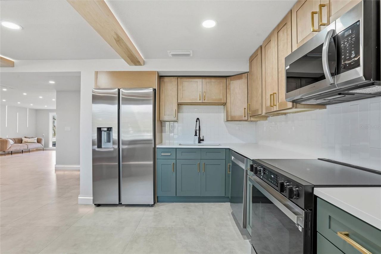 5153 Bay Boulevard , Port Richey, FL 34668 Photo