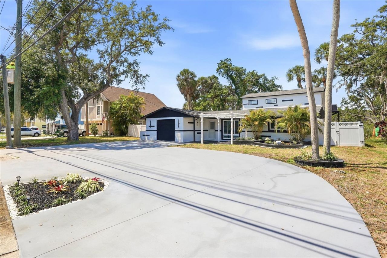 5153 Bay Boulevard , Port Richey, FL 34668 Photo