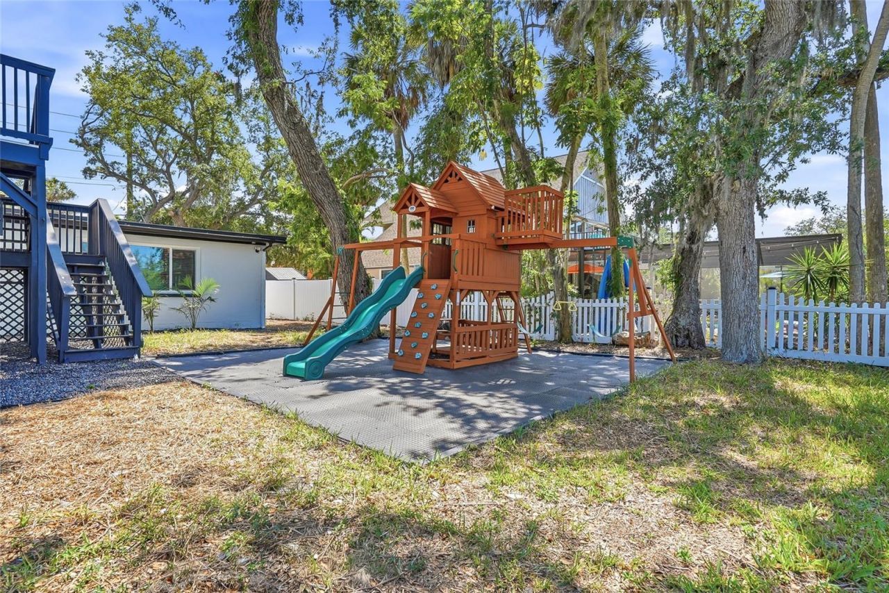 5153 Bay Boulevard , Port Richey, FL 34668 Photo