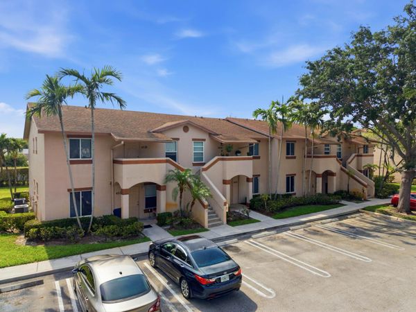 4535 Oak Terrace Drive, Greenacres, FL 33463