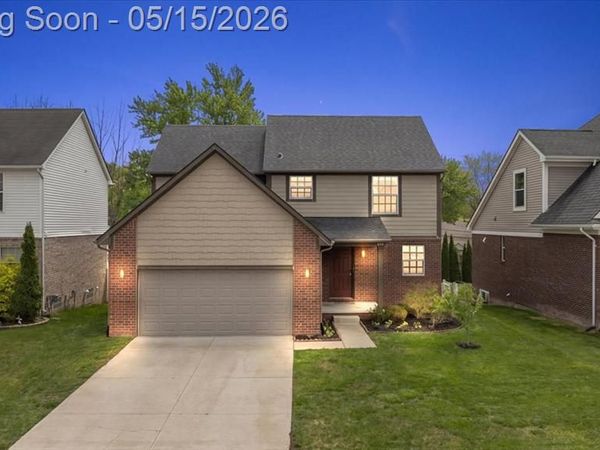 1594 Harvard Drive, Madison Heights, MI 48071