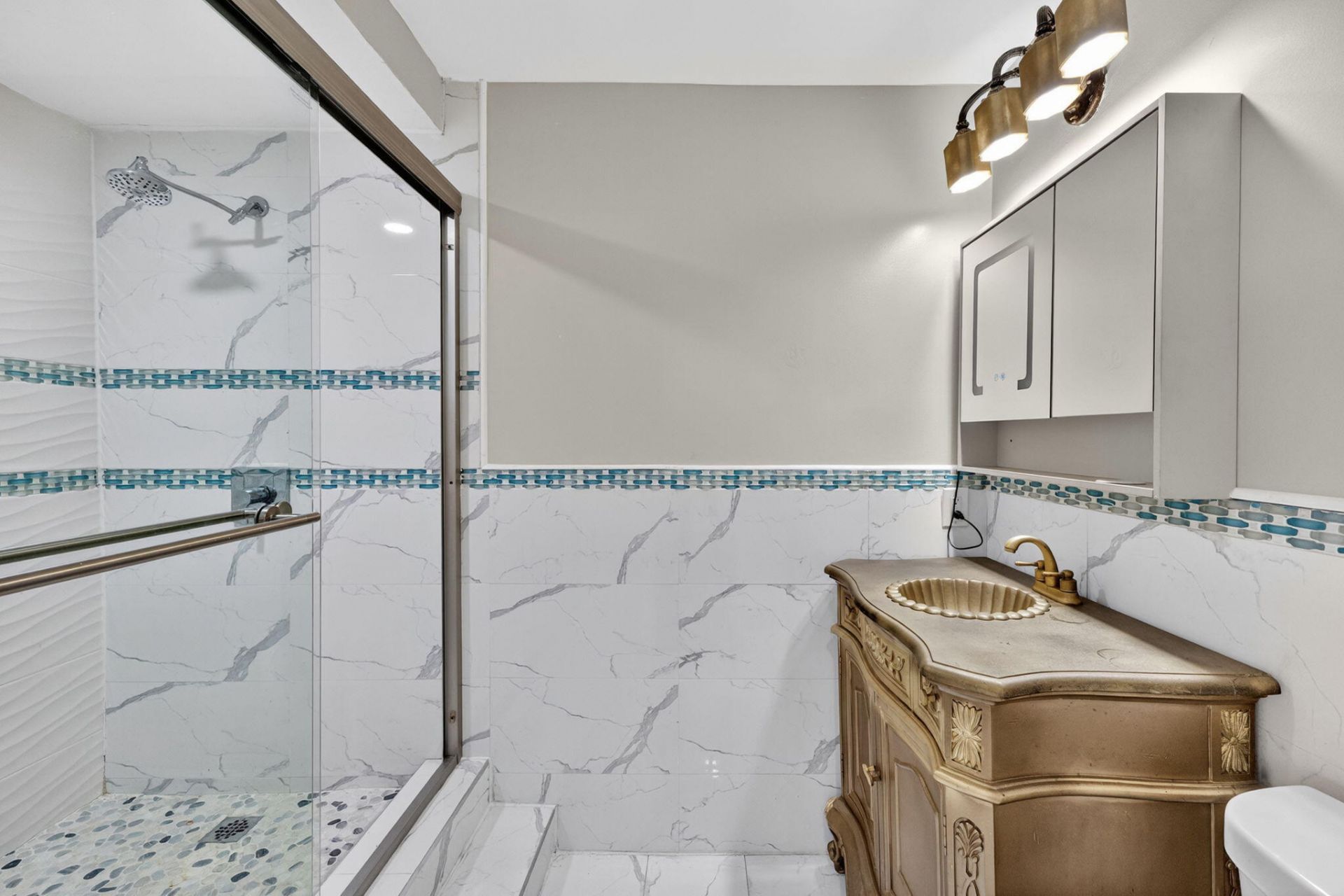 32 Wimbledon Lake, Unit 221, Plantation, FL 33324 Photo