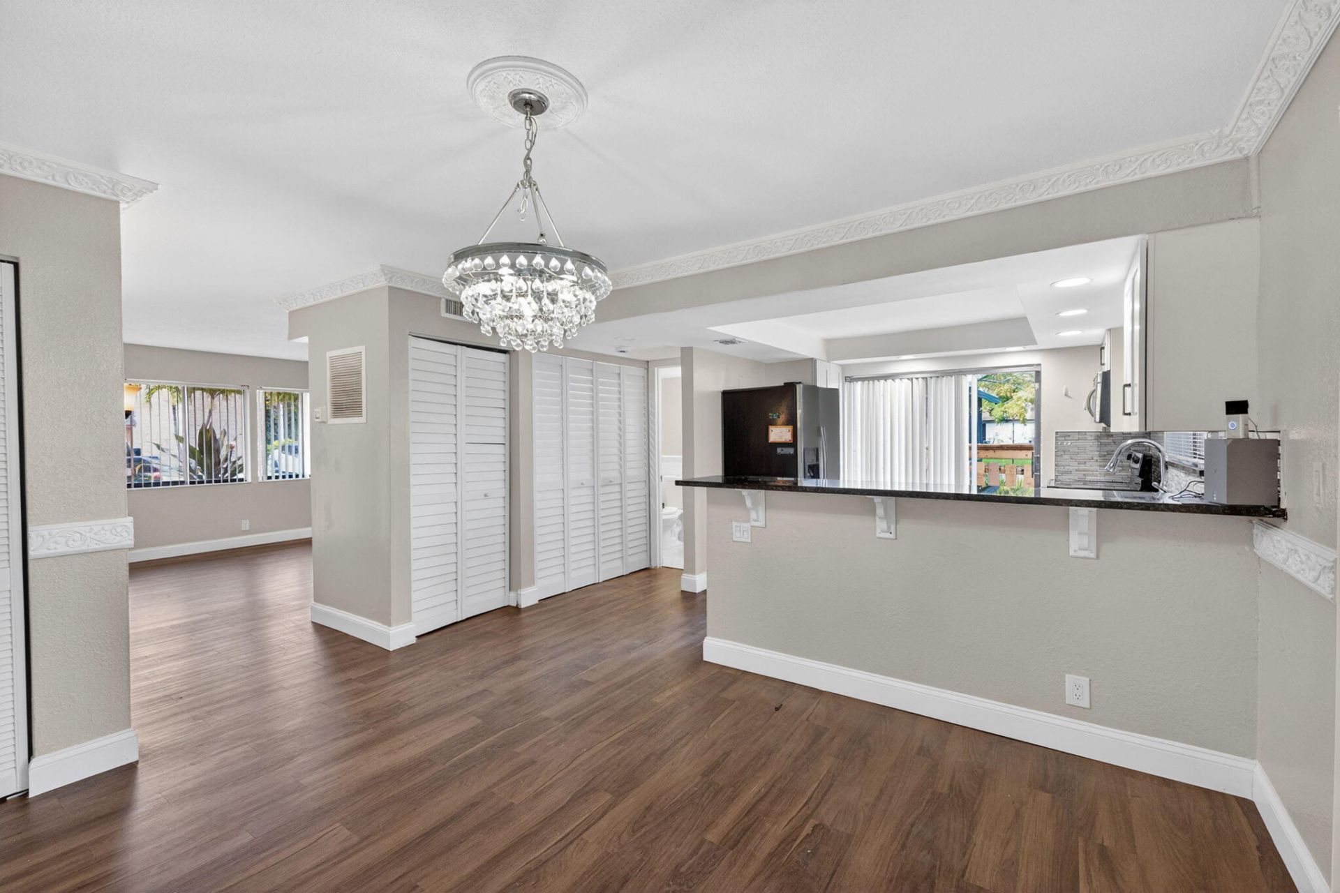 32 Wimbledon Lake, Unit 221, Plantation, FL 33324 Photo