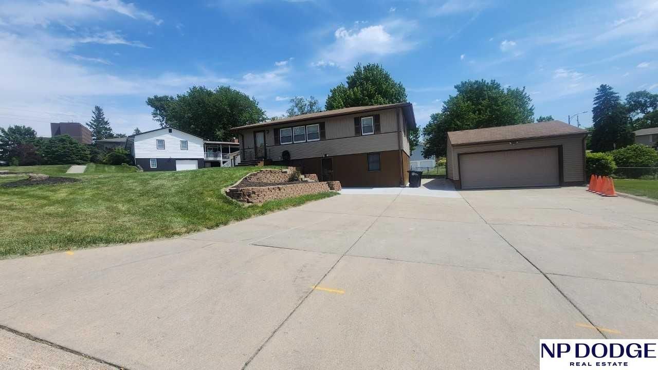 6029 Nebraska Avenue , Omaha, NE 68104
