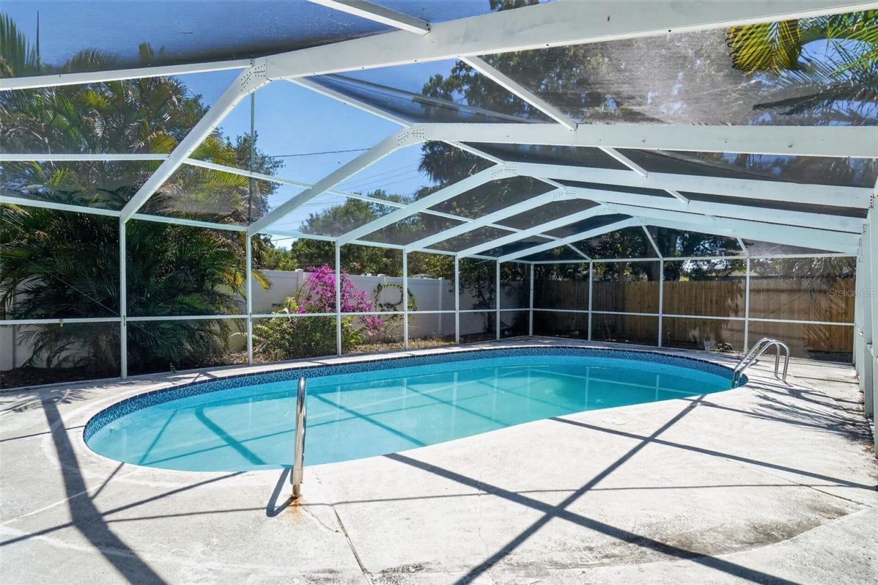 3300 Kingston Street N, Saint Petersburg, FL 33713 Photo