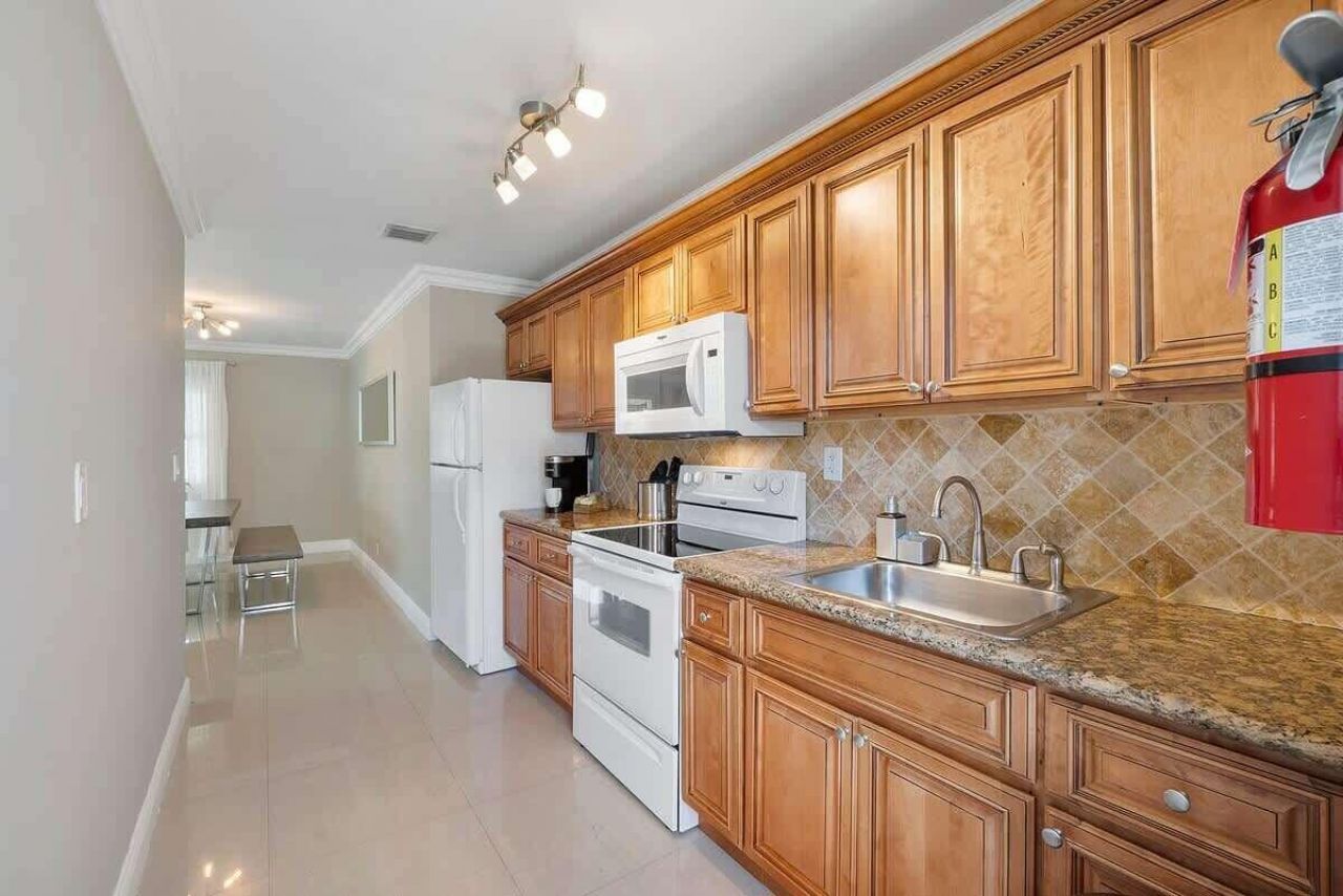 1039 N Victoria Park Road, Unit 1-3, Fort Lauderdale, FL 33304 Photo