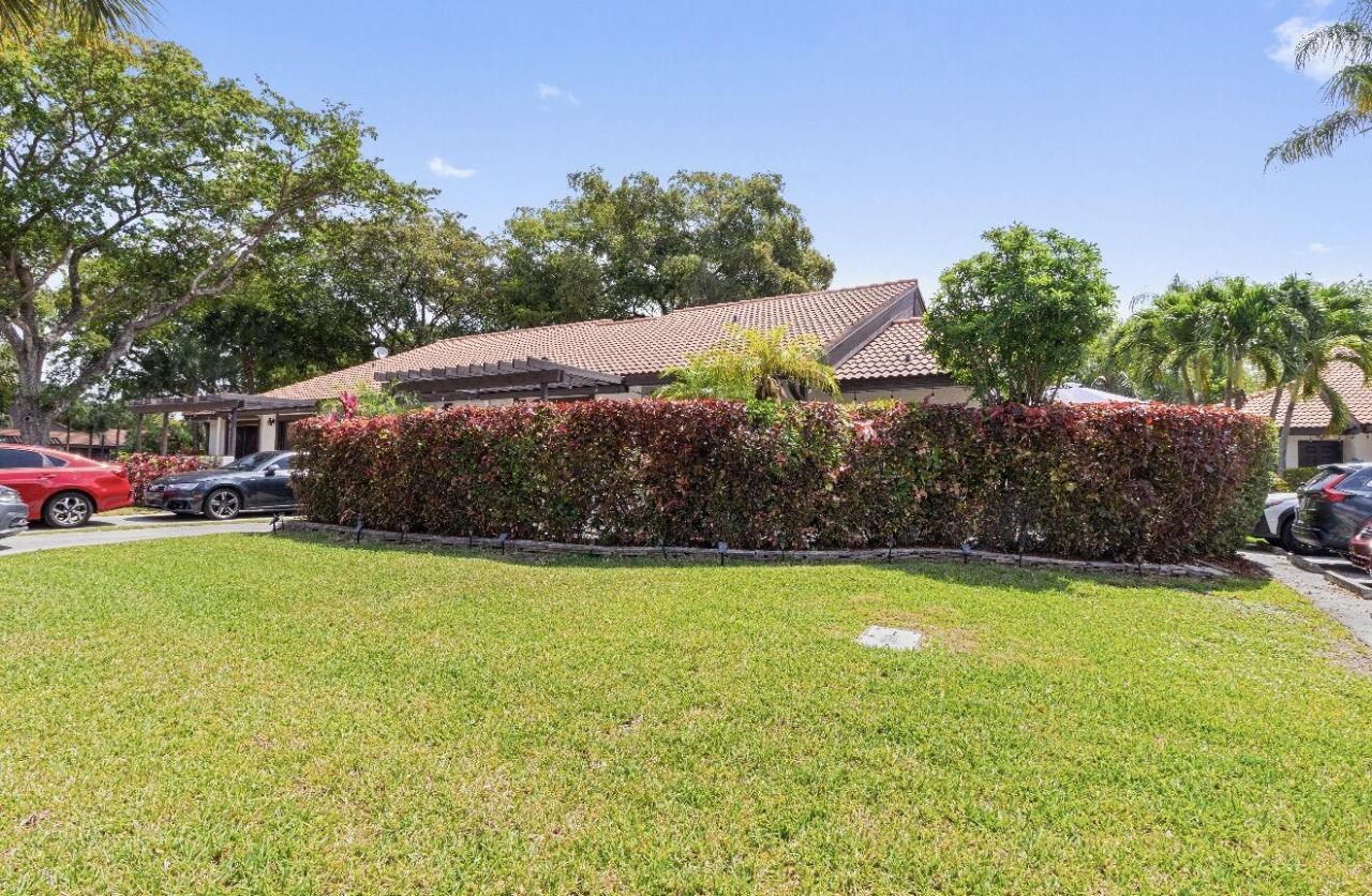 7003 Marlberry Lane, Tamarac, FL 33321 Photo