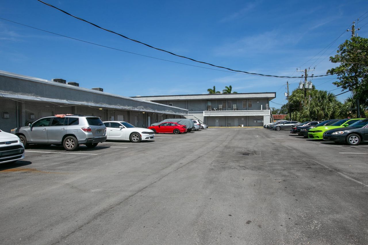 6136 NW 11th Street, Unit 16-2, Sunrise, FL 33313 Photo