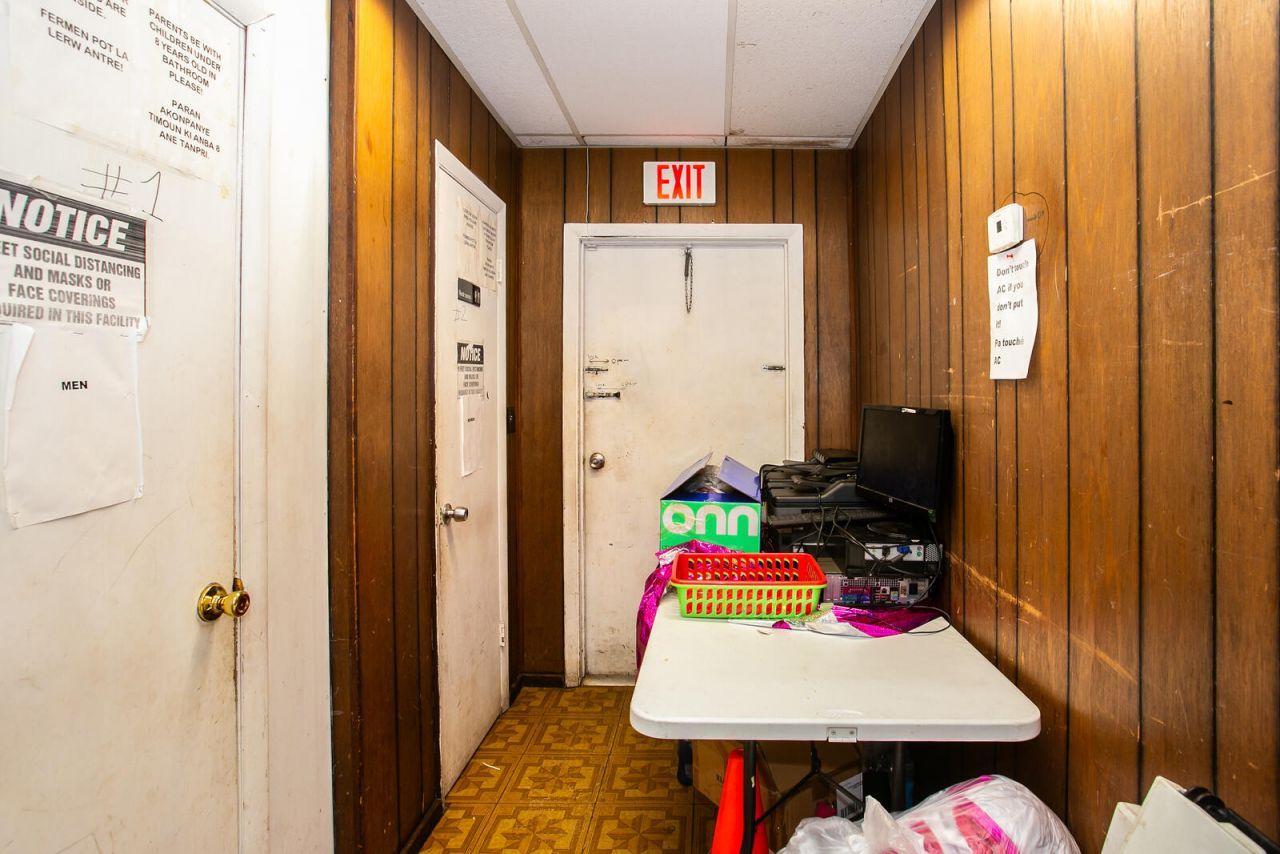 6136 NW 11th Street, Unit 16-2, Sunrise, FL 33313 Photo