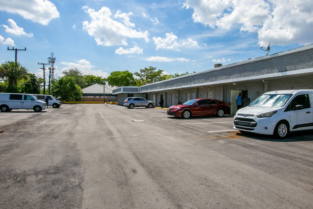 6136 NW 11th Street, Unit 16-2, Sunrise, FL 33313 Photo