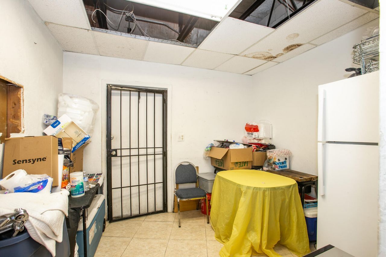6134 NW 11th Street, Unit 15, Sunrise, FL 00000 Photo