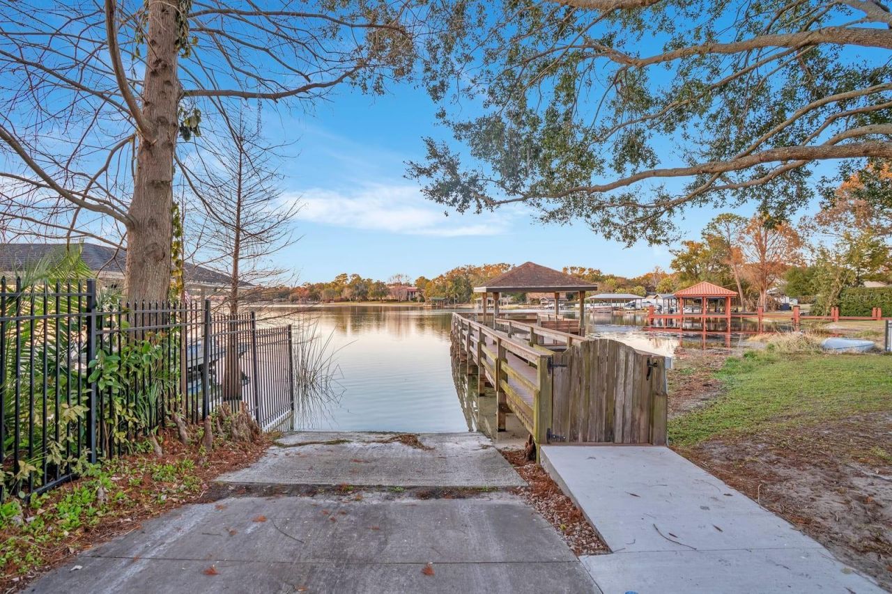 3235 Inverness Court, Orlando, FL 32806 Photo