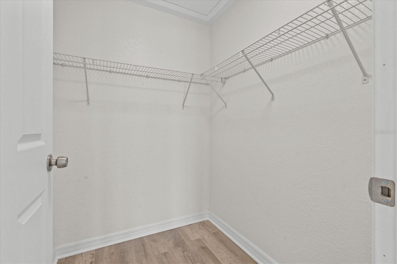 4903 Lake Ridge Road , Unit GE, Orlando, FL 32808 Photo