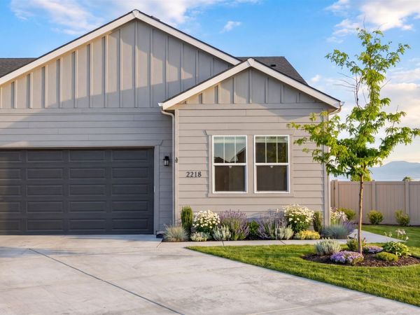 2218 N Leatherwood Ave, Star, ID 83669