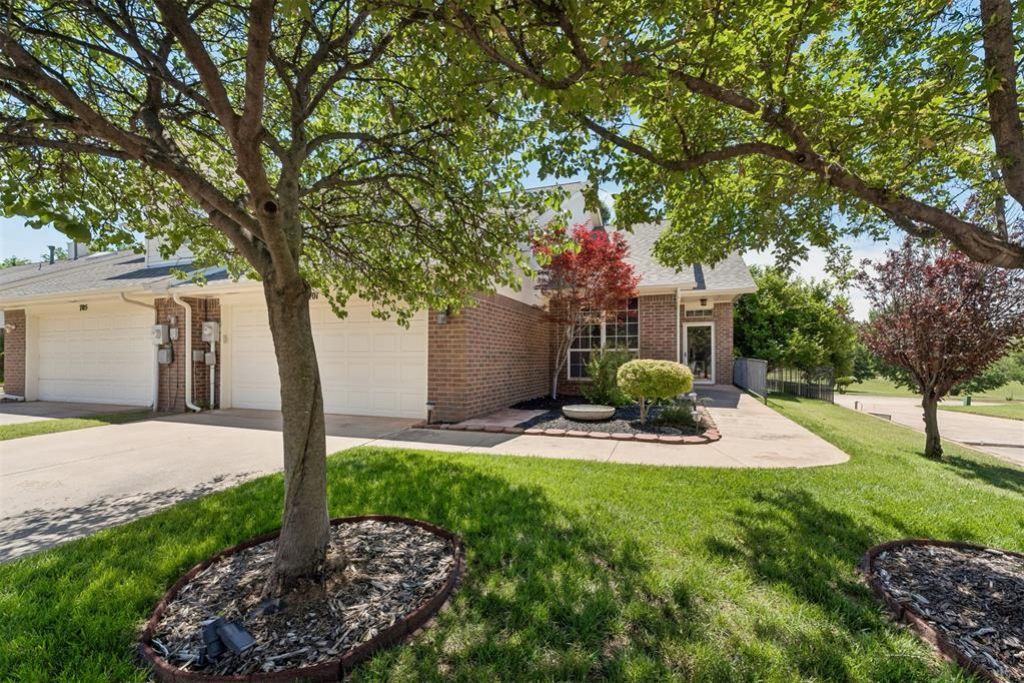 701 Doe Trail, Edmond, OK 73012 Main Photo
