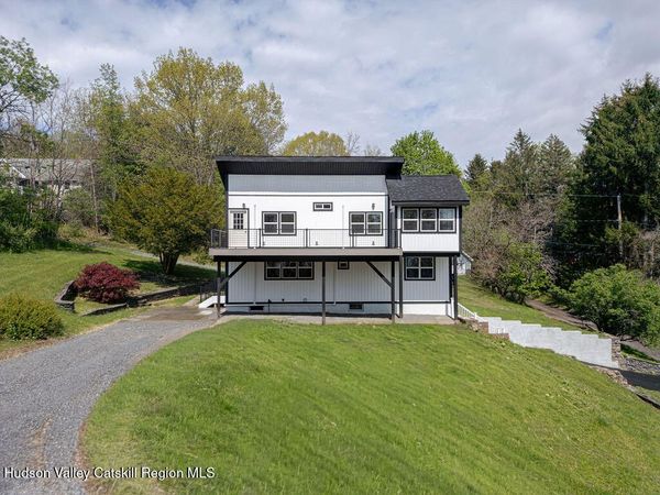 6 Wang Drive, Craryville, NY 12521