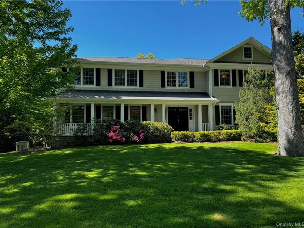 3 Split Tree Road , Scarsdale, NY 10583
