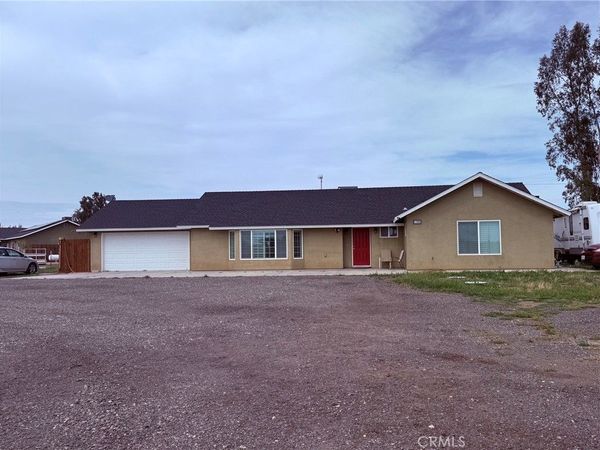17211 Alonzo Court, Madera, CA 93638
