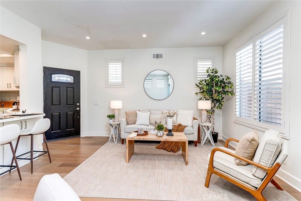 9 Rue Brittany, Lake Forest, CA 92610 Main Photo