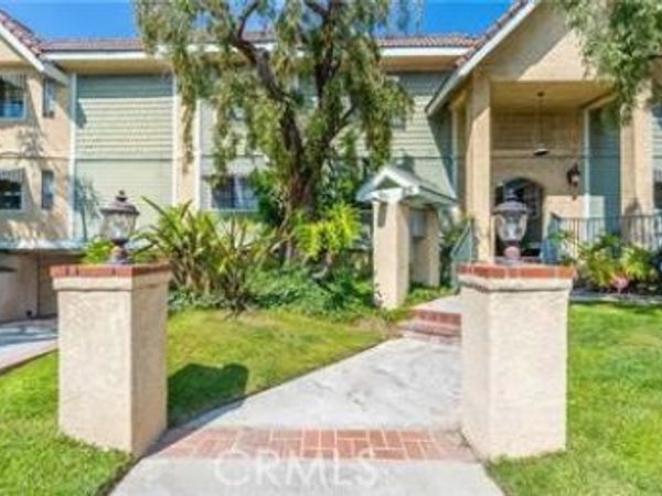 25 Palmetto, Unit F, Alhambra, CA 91801