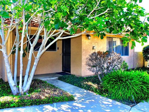 1049 W Pine, Unit c, Upland, CA 91786