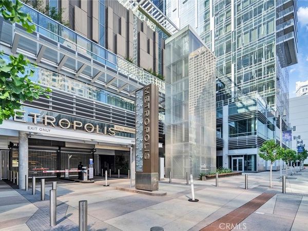 877 Francisco St, Unit 805, Los Angeles, CA 90017