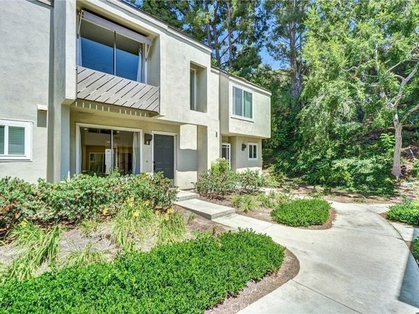 307 N Singingwood, Unit 8, Orange, CA 92869