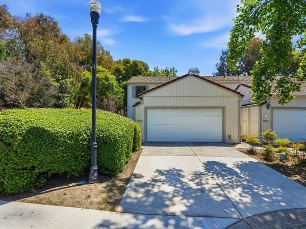 3 Arete Court, Hercules, CA 94547