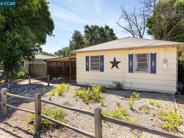 3265 Hillview Ln, Lafayette, CA 94549