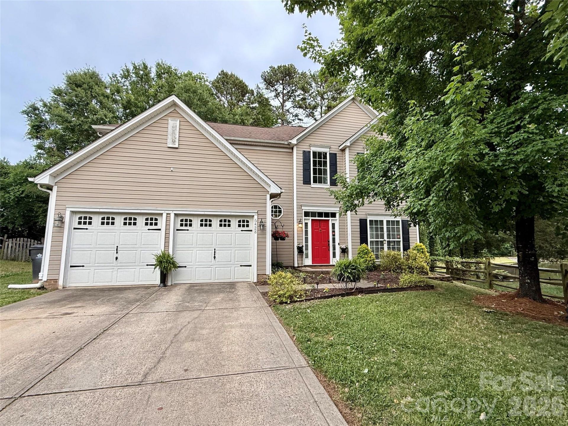 6428 Tunston Lane , Charlotte, NC 28269 Main Photo