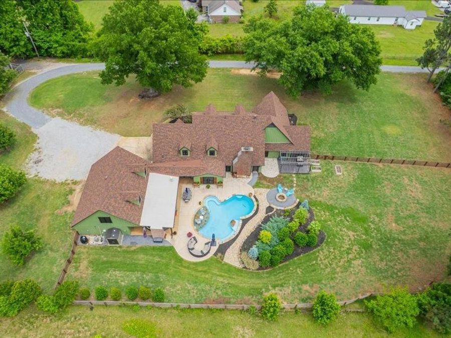 Property Image 39