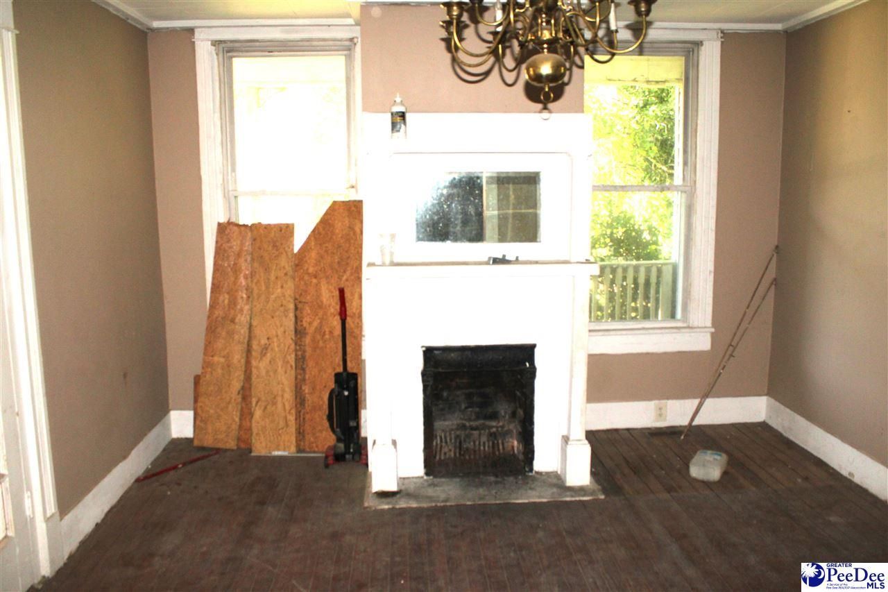 383 W Broad St. Photo 10