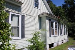 383 W Broad St. photo 4