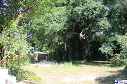383 W Broad St. photo 4