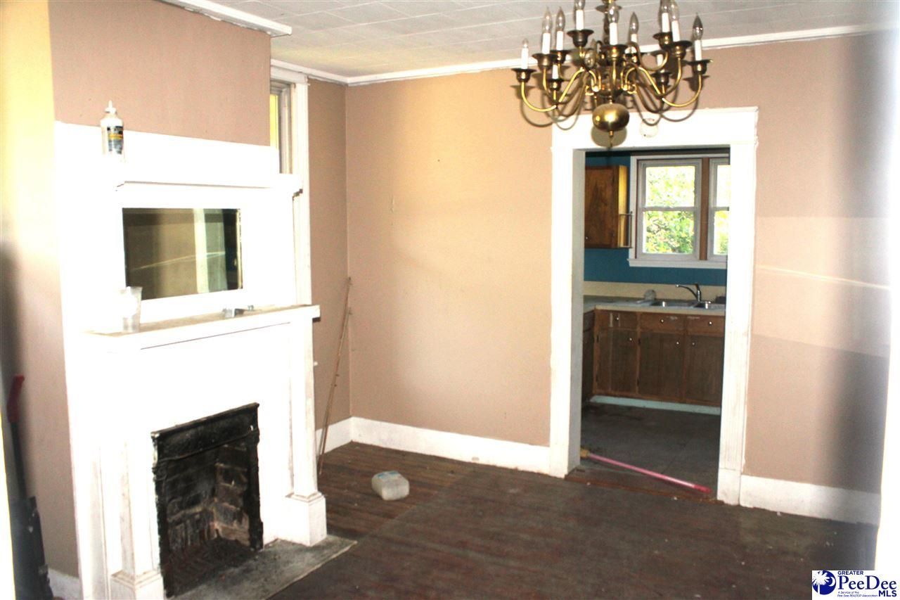 383 W Broad St. Photo 9