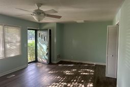 1750 St Anthony Ave photo 4