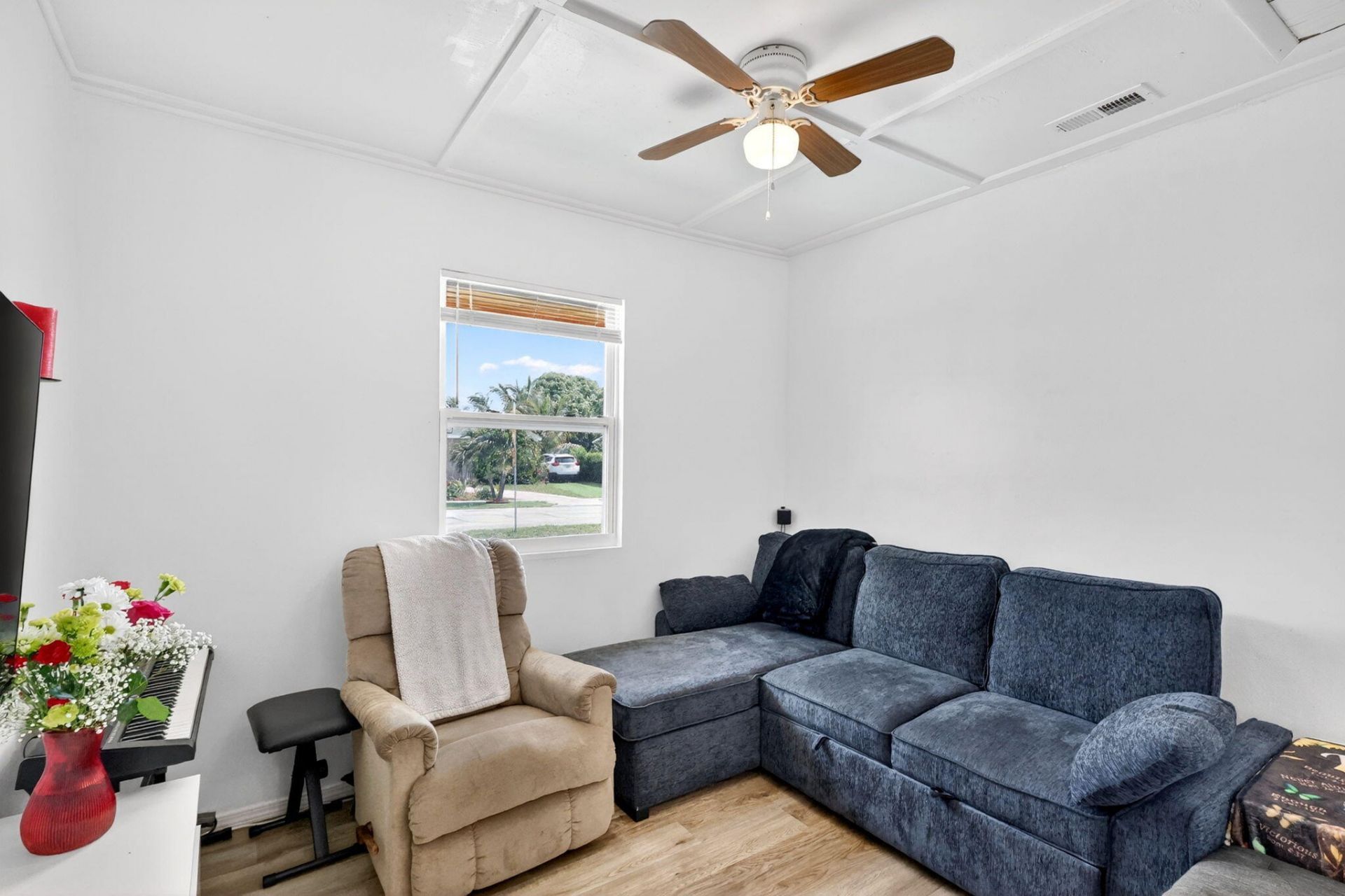 361 W 21st Street, Riviera Beach, FL 33404 Photo