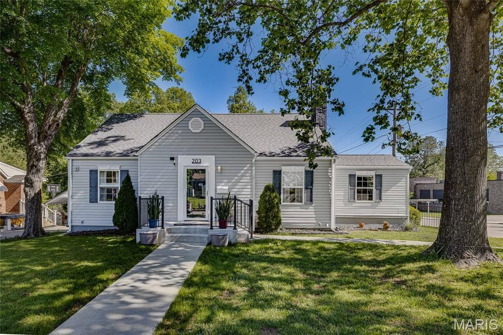 203 Boyce Street , Farmington, MO 63640 Main Photo