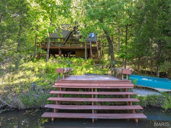 934 Woodlake Drive , Innsbrook, MO 63390