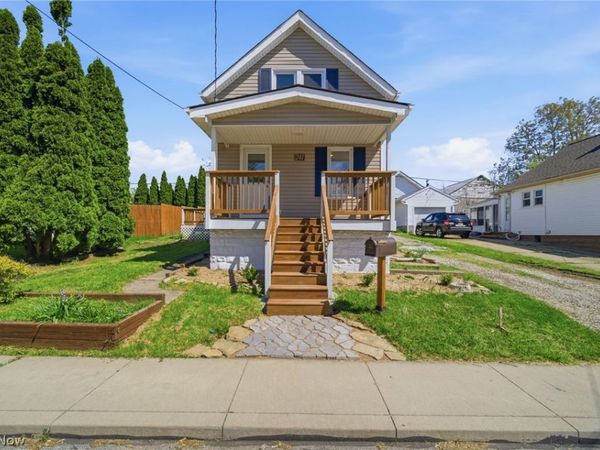 241 King Street , Fairport Harbor, OH 44077