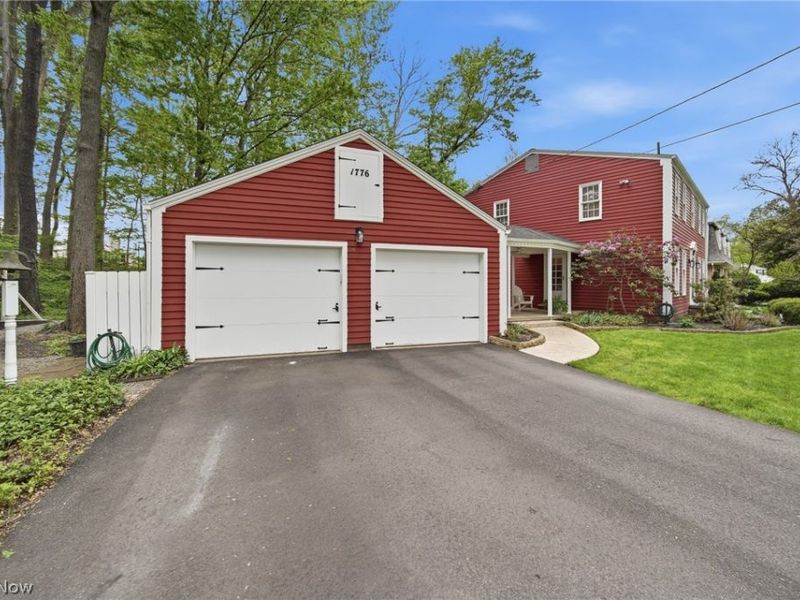 1776 Amarillo Street NW, North Canton, OH 44720 Photo 3
