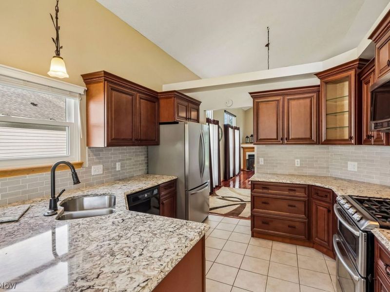 3579 Castleton Lane , Brunswick, OH 44212 Photo 18
