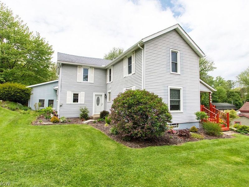 4054 S Medina Line Road, Norton, OH 44203 Photo 2