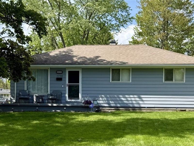1710 Halbert Drive , Youngstown, OH 44514 Photo 1