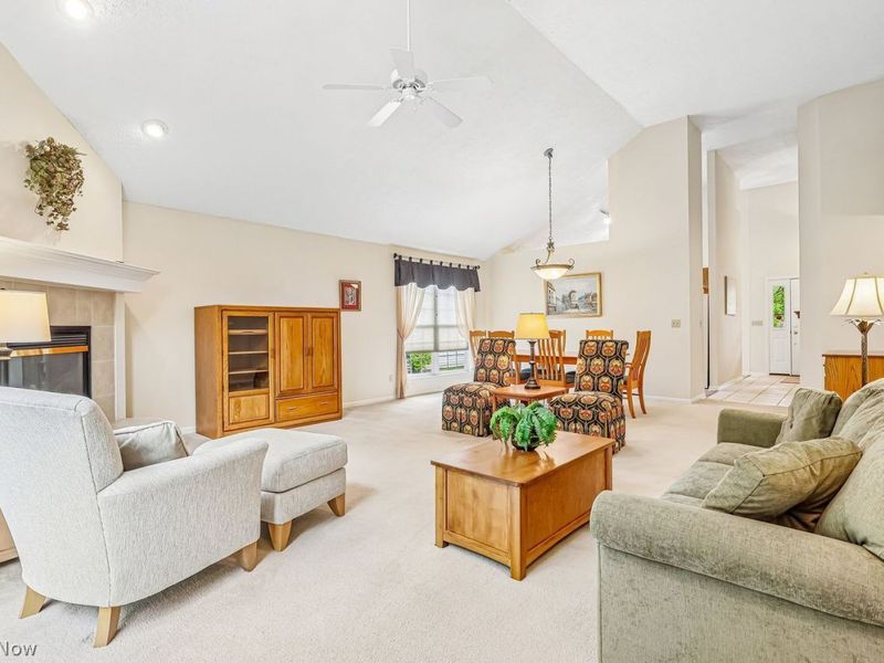 21293 Woodview Circle, Strongsville, OH 44149 Photo 3