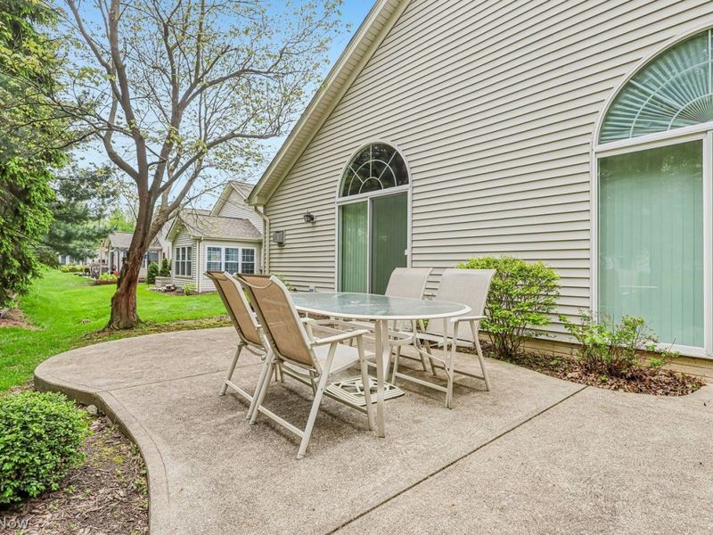 21293 Woodview Circle, Strongsville, OH 44149 Photo 32