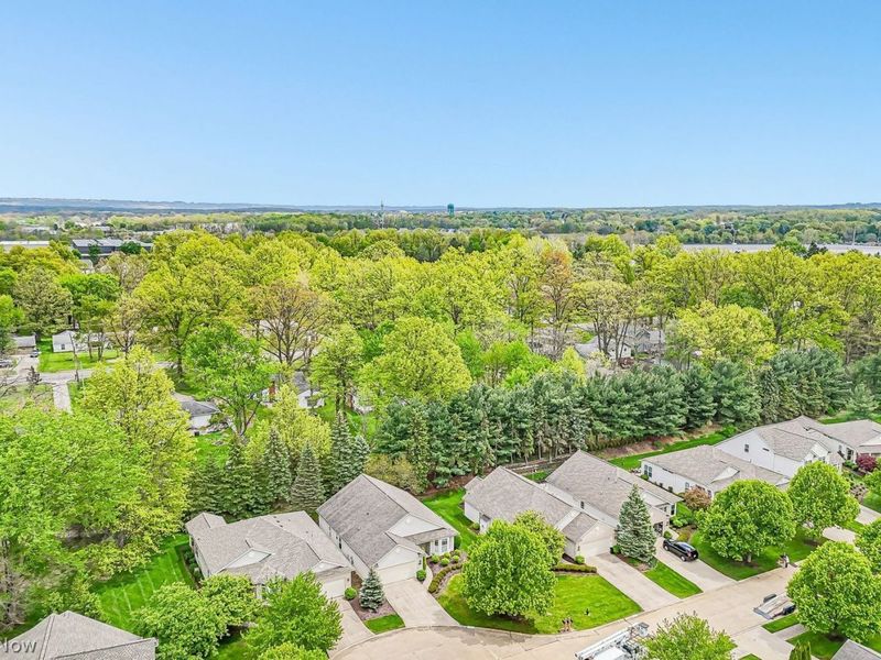 21293 Woodview Circle, Strongsville, OH 44149 Photo 37