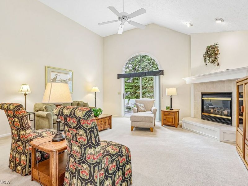 21293 Woodview Circle, Strongsville, OH 44149 Photo 5