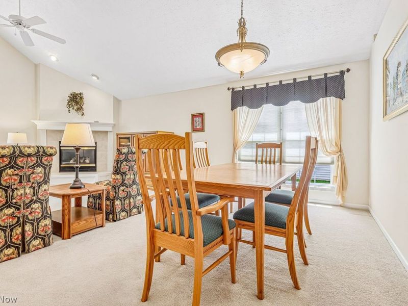 21293 Woodview Circle, Strongsville, OH 44149 Photo 6